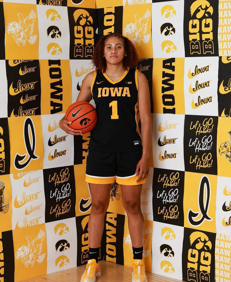 E J 🏀 tweet media