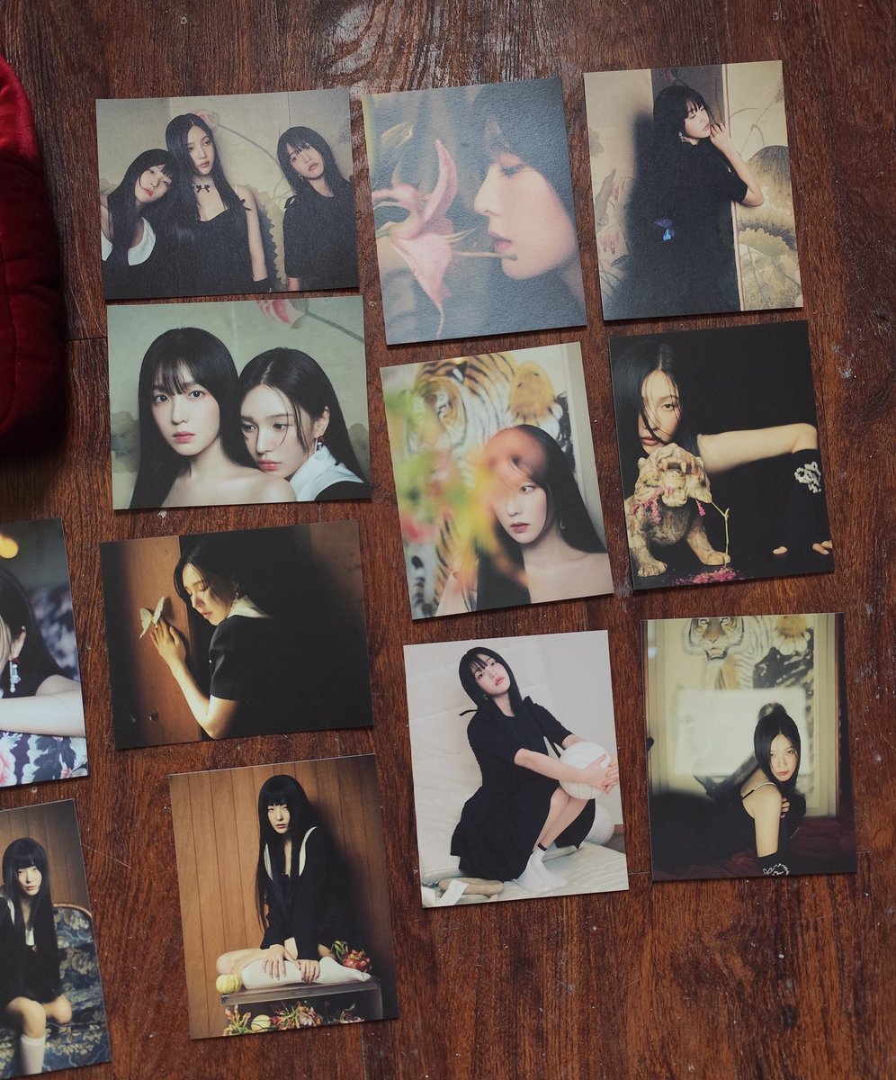 hollywoodrose_'s tweet photo. my chill kill bag set came yesterday :3 it's so cool hehehe
#redvelvet #chillkill https://t.co/fITFFfvd7m