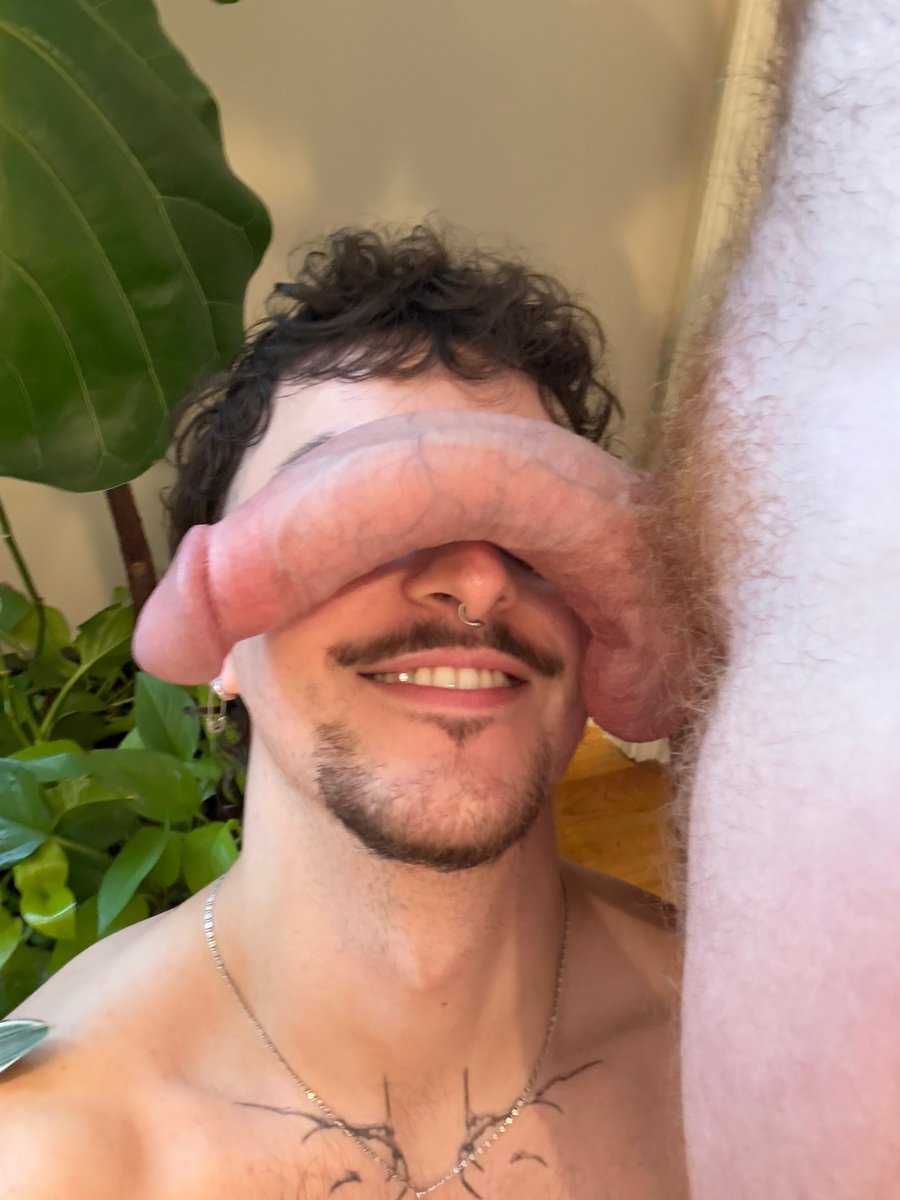 TWUNKJESUS tweet media