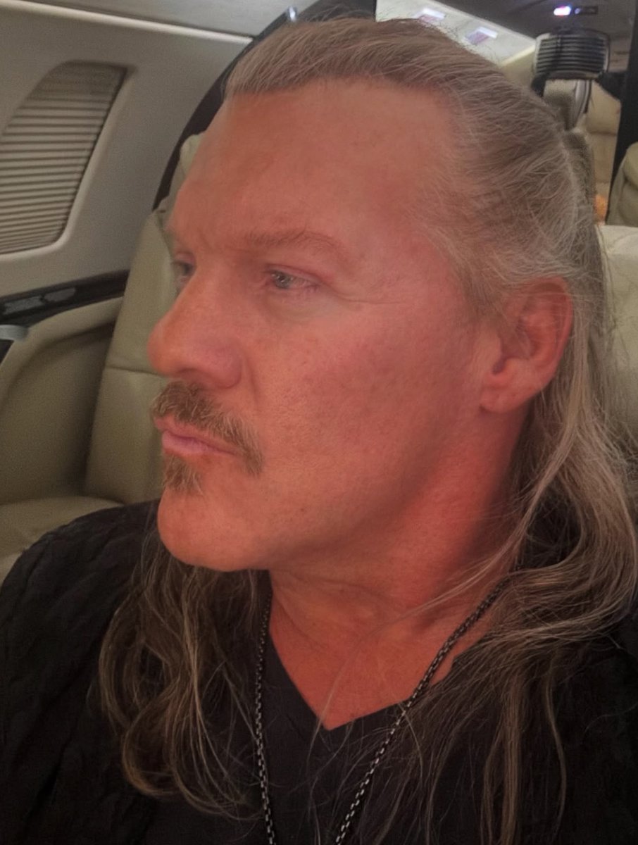 WrestlingWorldCC tweet media