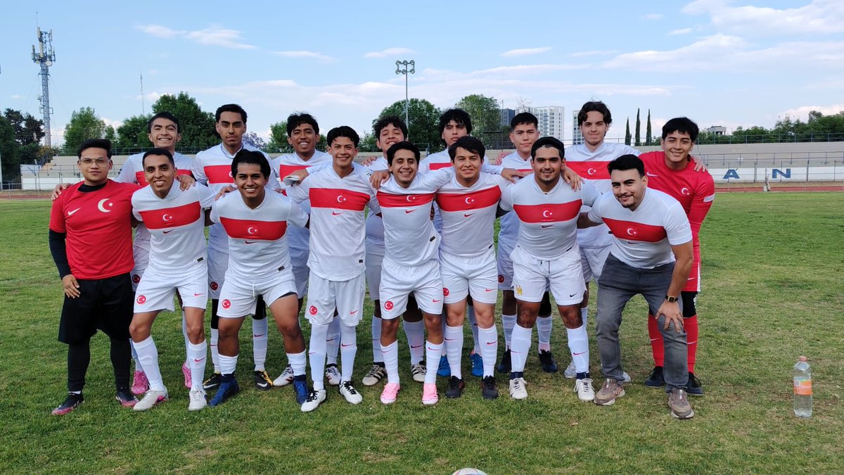 FES ACATLÁN - UNAM tweet media