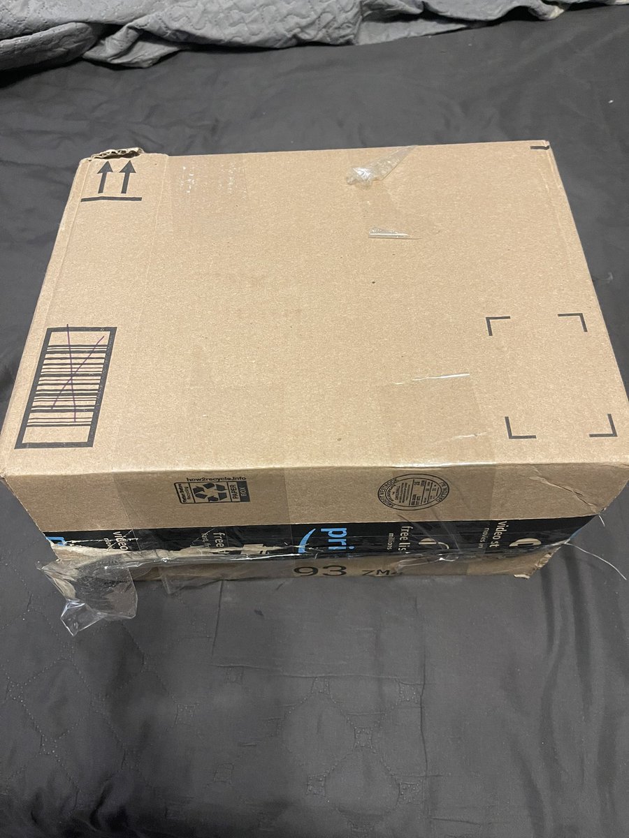 JohnnyBots tweet media