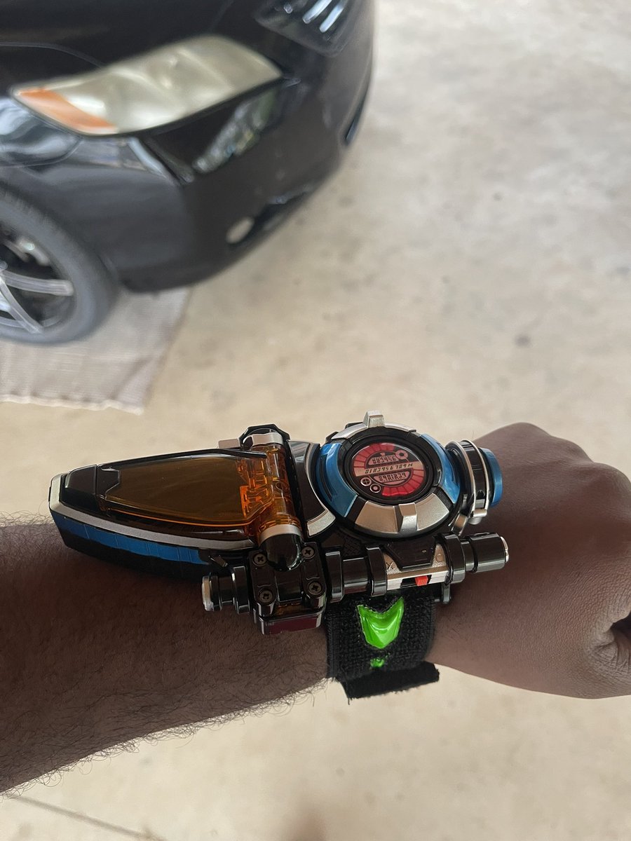 JohnnyBots tweet media