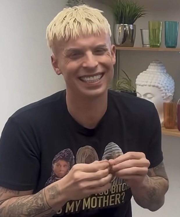 maxie ♡ tweet media