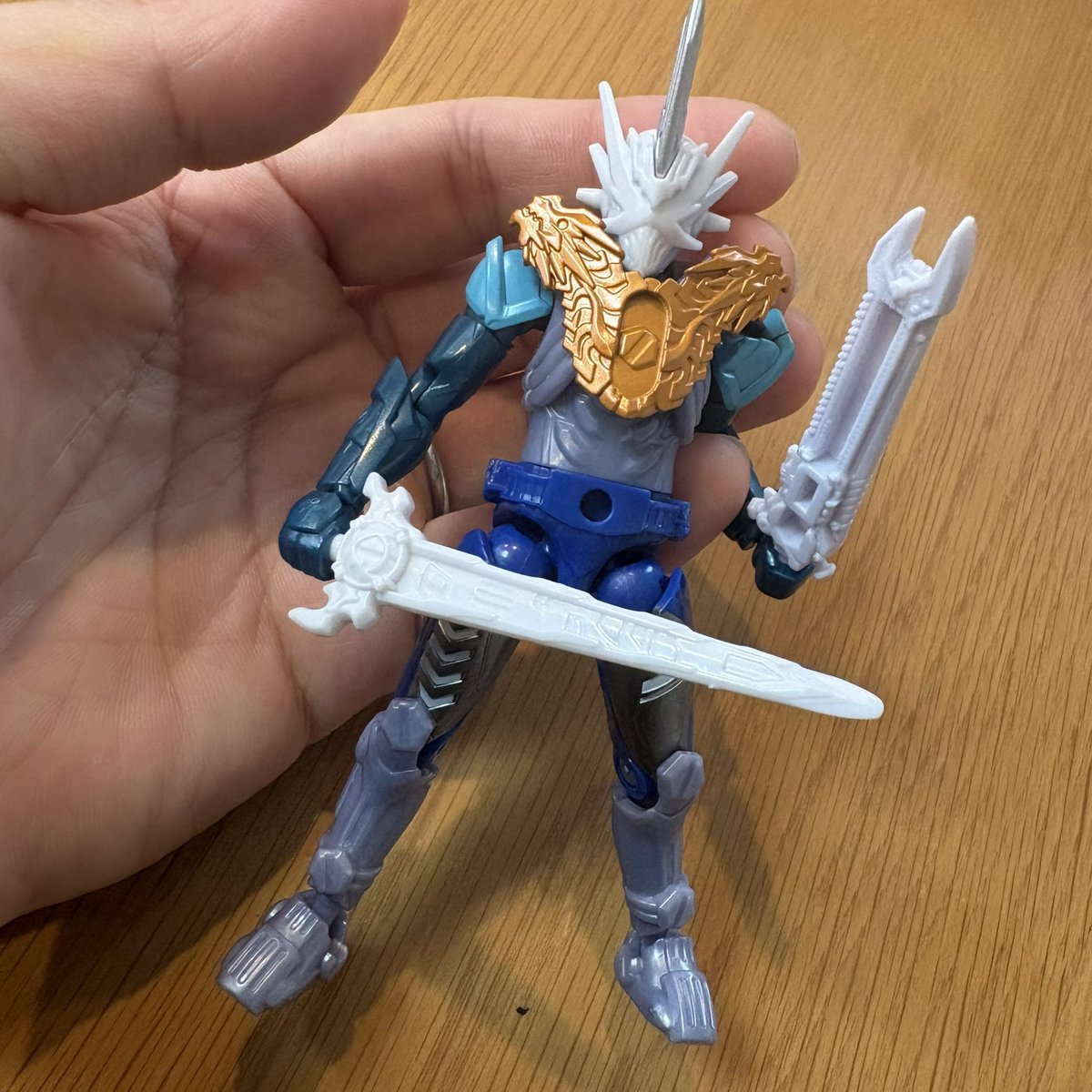セイバー×ヴァルバラド仮組 まだ納得いってないので、もう少し試行錯誤