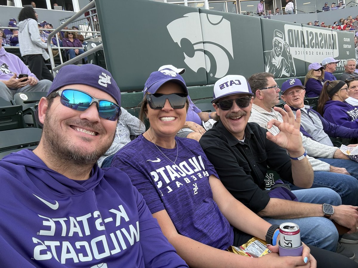 brittany fleener 🌾 tweet media