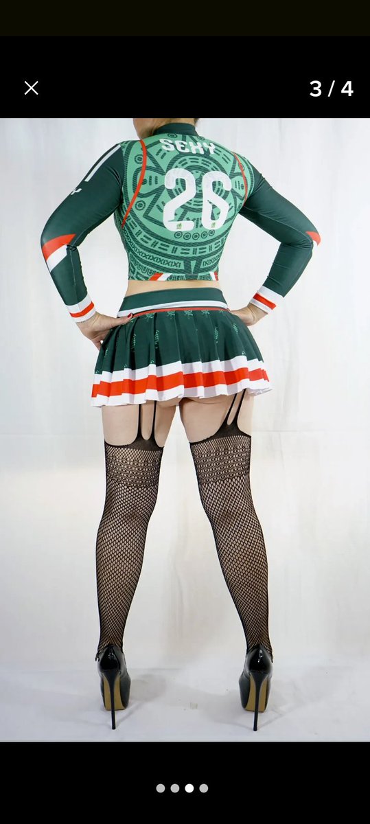 SeductiveMuse 🍷😈💋 tweet media