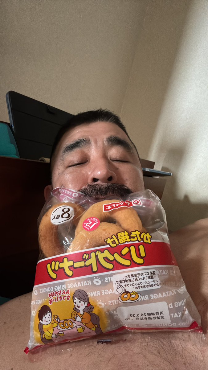 ひろし tweet media