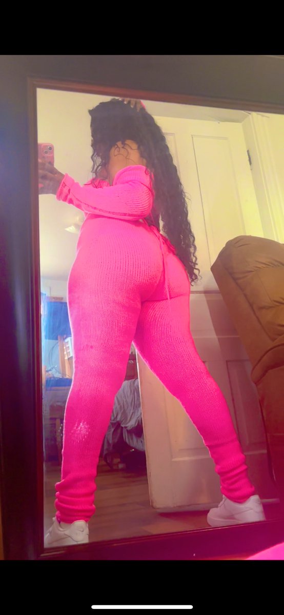 ✨ Mrs. Trendsetter ✨ tweet media