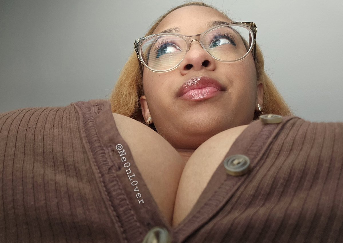 Ne0nL0ver tweet media