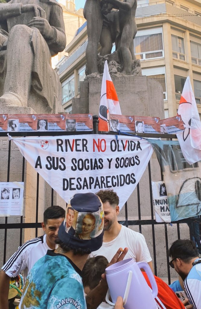 Maguuui (@maguicalleje) on Twitter photo 