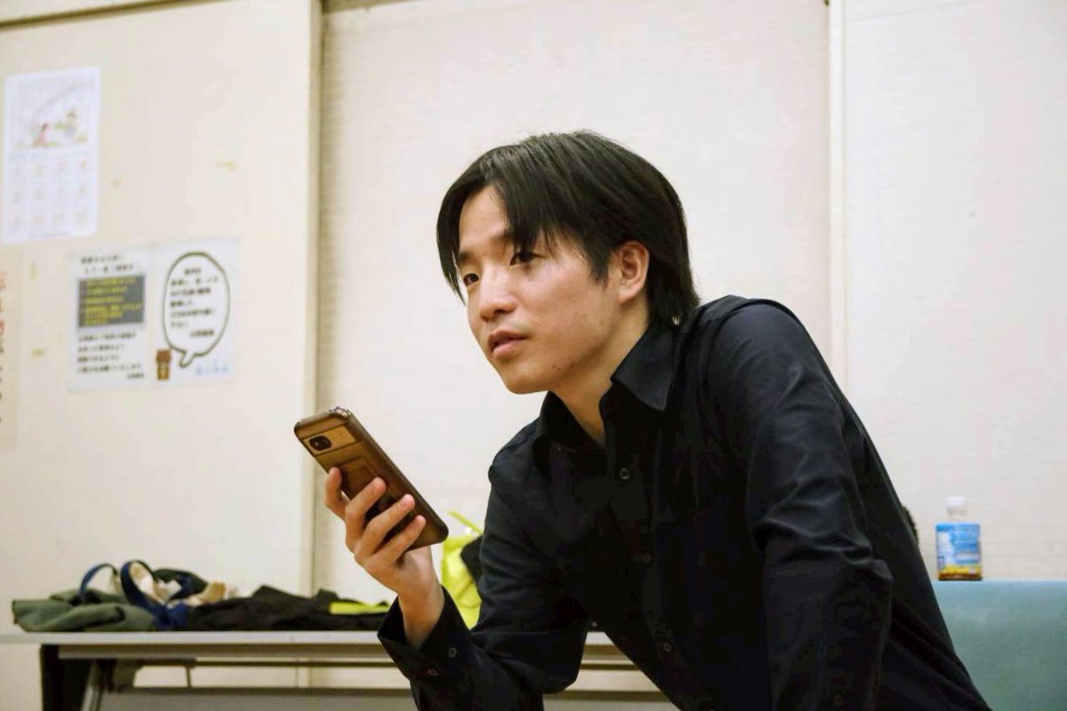 wan_wan_botan's tweet photo. 【今回の意気込み②】
青春を懐古する中で湧き上がるさまざまな感情を、皆様と共有しながら形作っていける舞台にしたいと思っています。何卒よろしくお願いいたします。

古川詠介
#演劇ワンタン
#卒業2026 https://t.co/lwSPitnLQj
