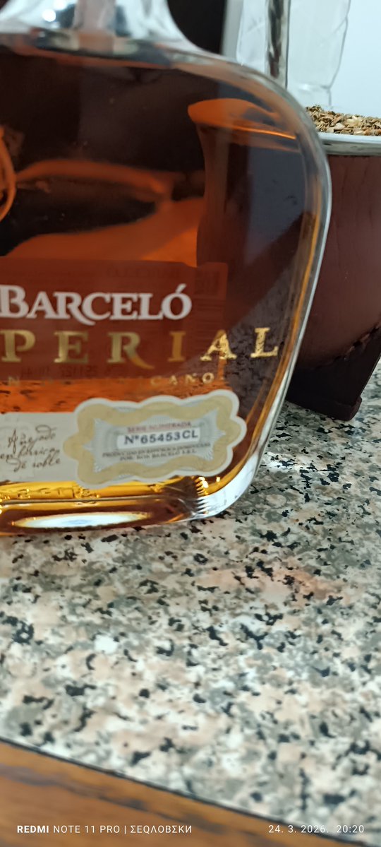 RotkvaStrugana tweet media