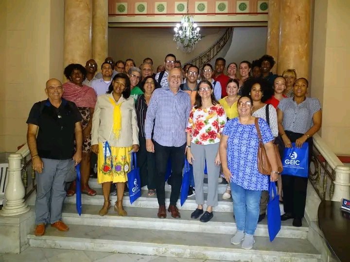 LourdesSolintel's tweet photo. 📢 Encuentro de futuro: GEIC y sus empresas tecnológicas apuestan por la ruta desde la prensa. Solintel, S. A se ratifica como proveedor de soluciones integ. Su Presidente, M. Sc. Edisvel Romero Cuza, compartió los principales productos  y  las perspectivas para este 2026. https://t.co/XkSeg2nm6I