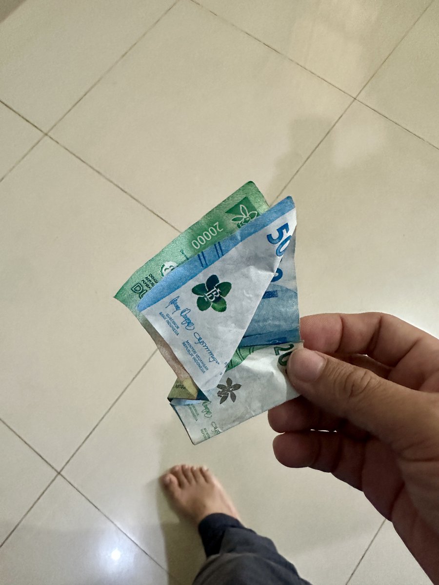 Mr. Simple tweet media