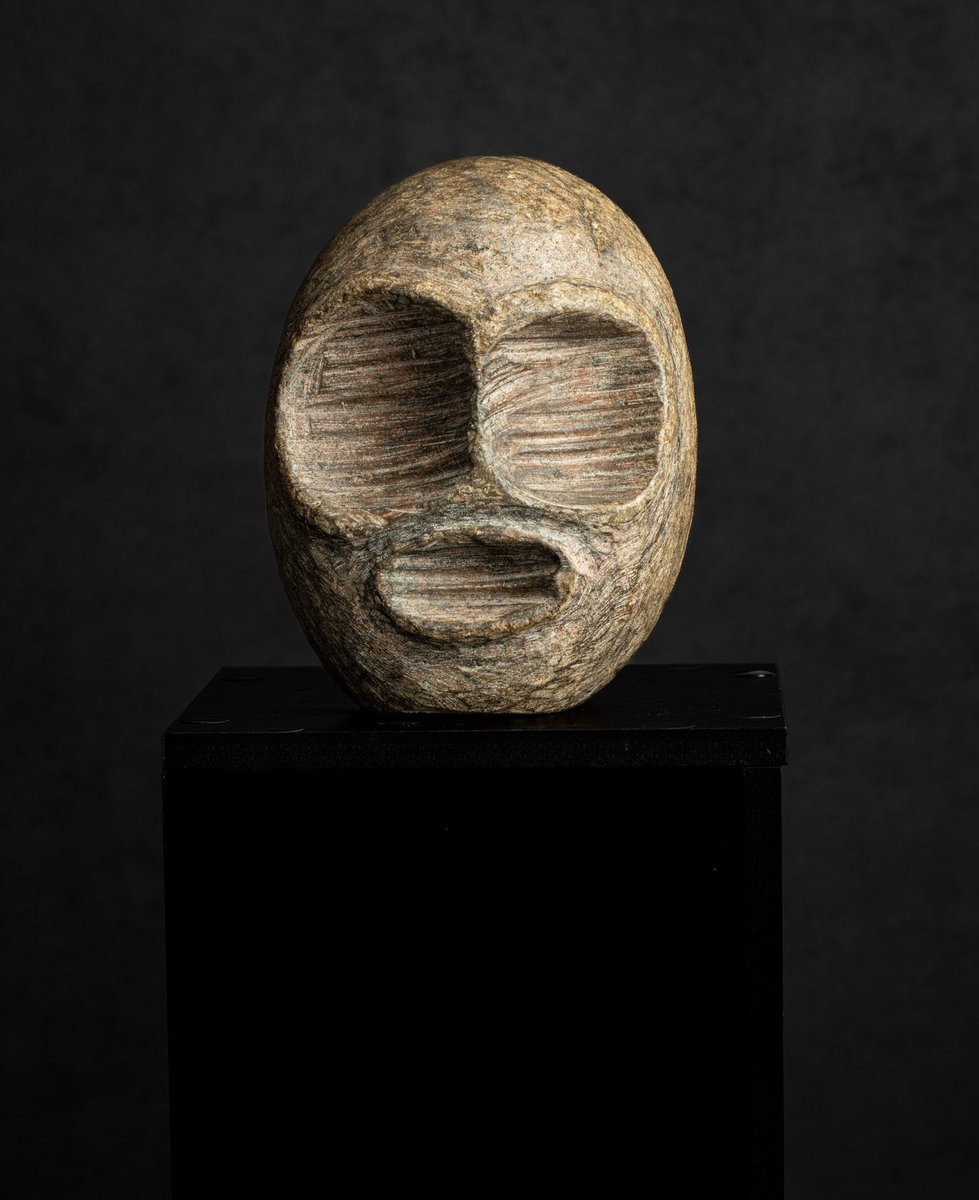 Olgierd Biliński | Stone Lady No. 100 | Hand-carved natural stone | 2024 | 18×23×16 cm (w/h/d) | €1,350 | For sale onlinegallery.art/en/olgierd-bil…