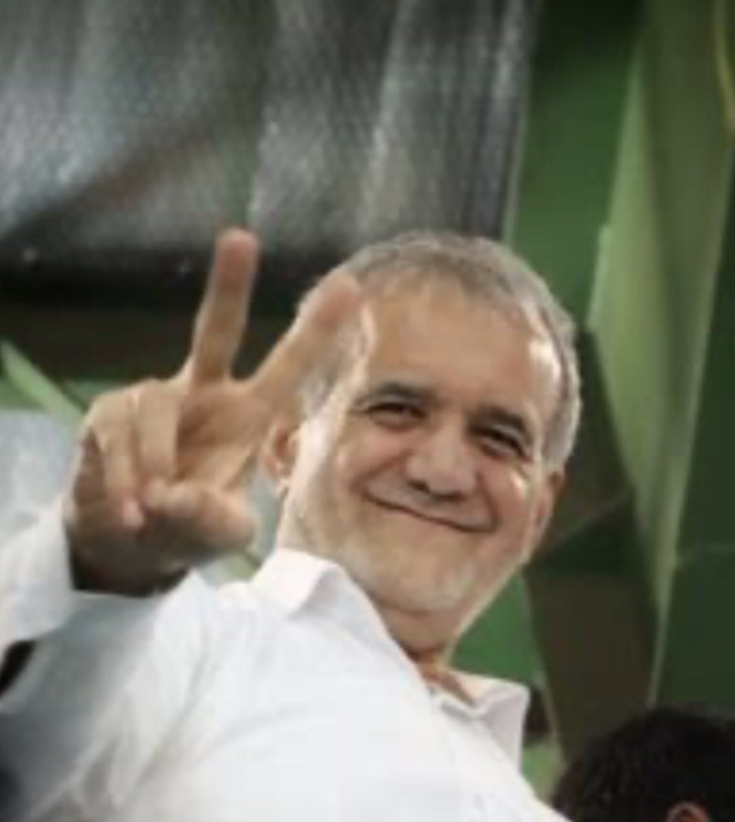 Savakzadeh tweet media