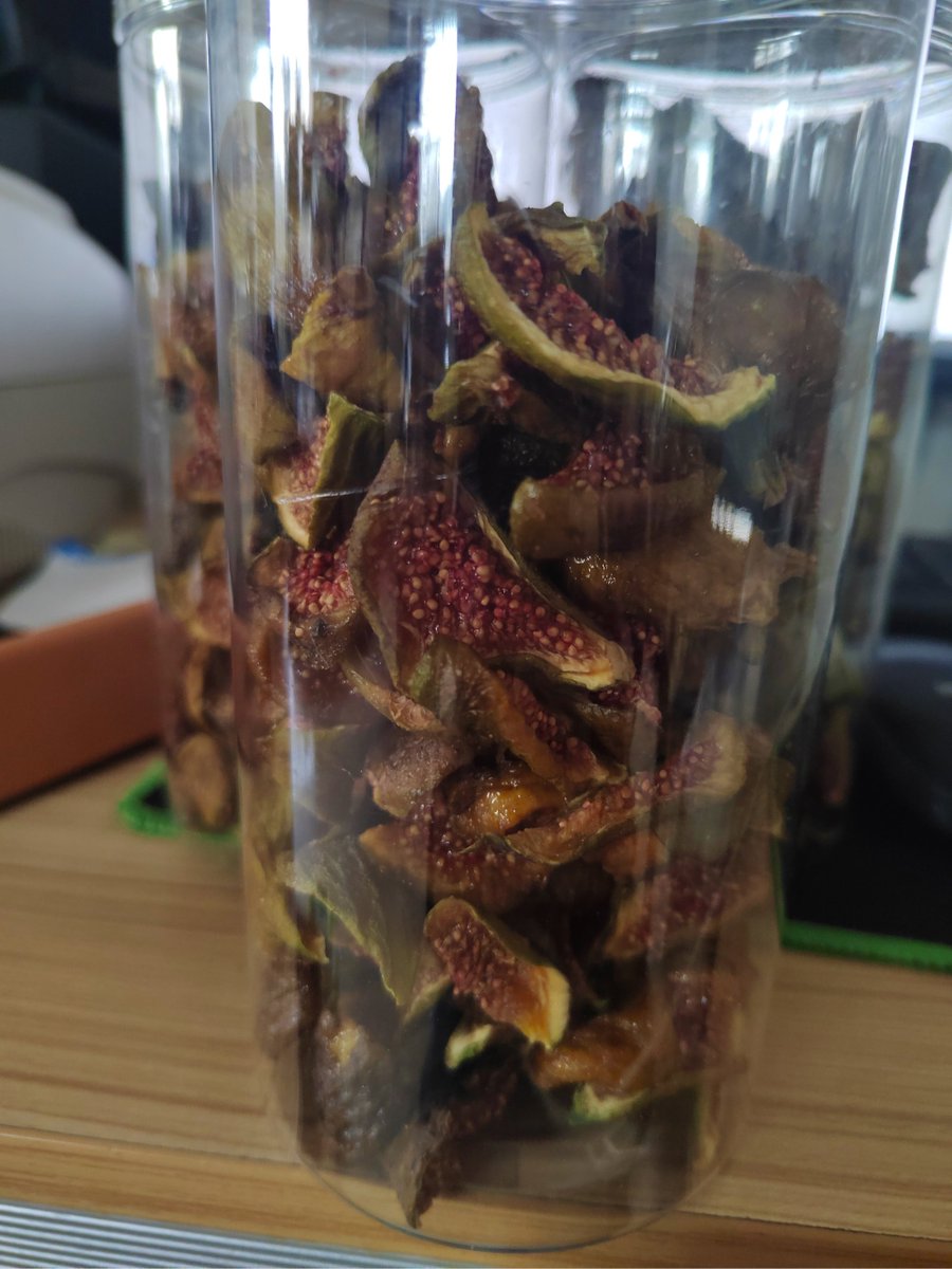 CARLA TAN tweet media