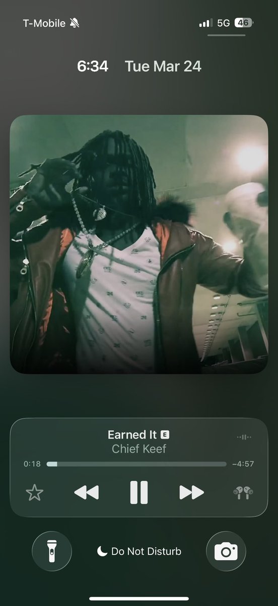 Eisenhowershyt's tweet photo. Bryan got a fatass fucking raise today. #thebeatgooff?? https://t.co/DAaryMv4sf