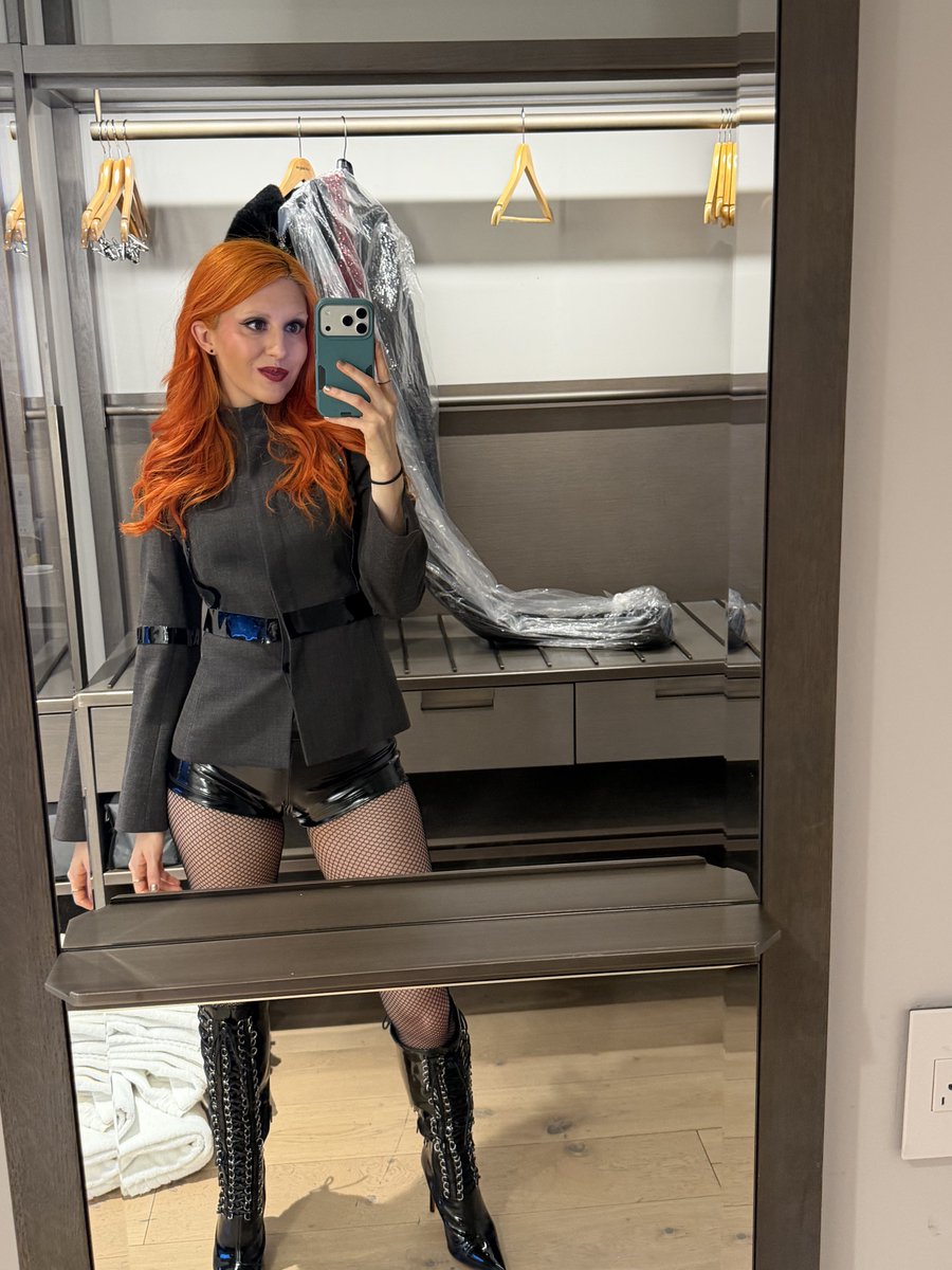 l∀UREN tweet media