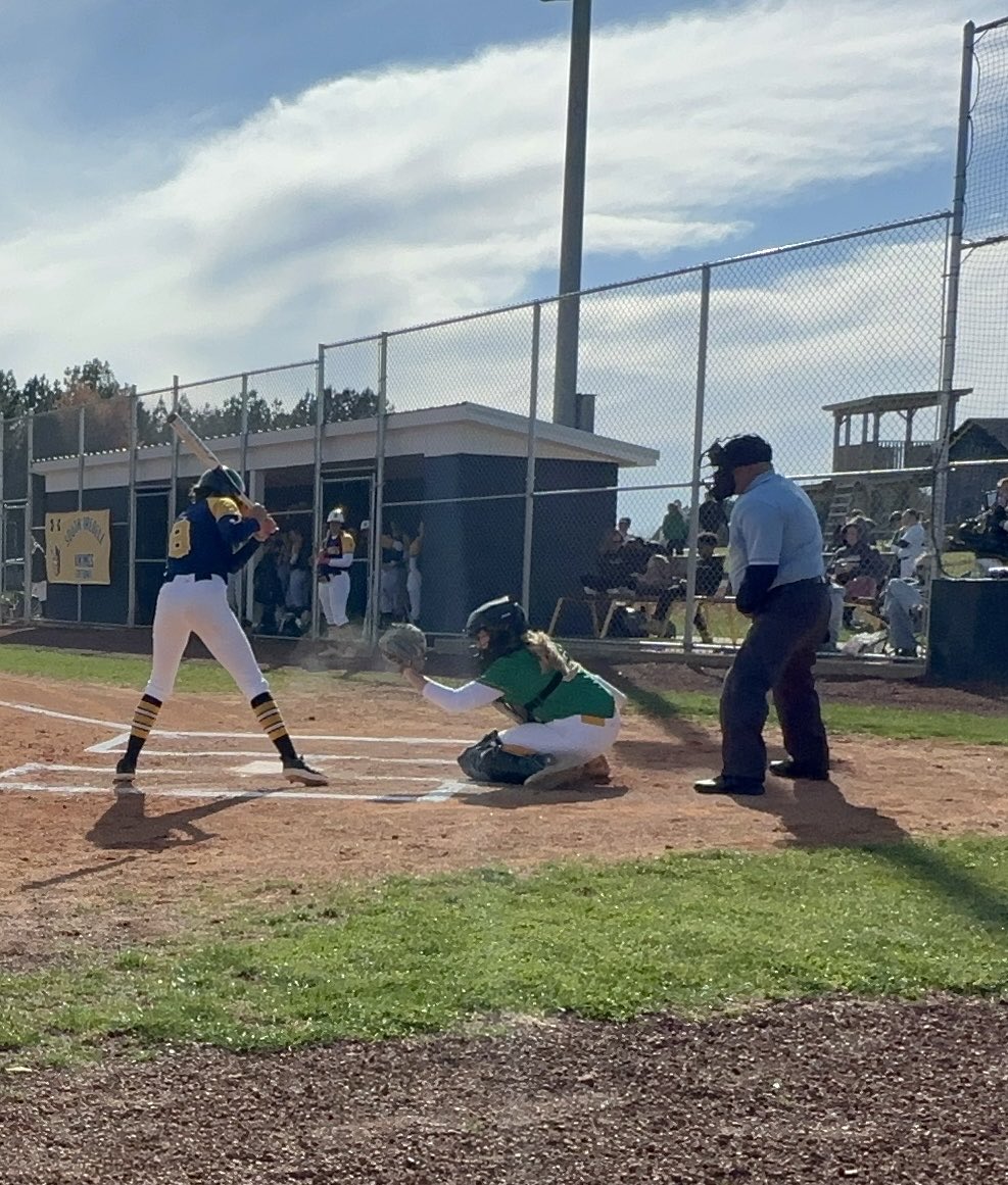 LillyBoone2029's tweet photo. My freshman season is off to a great start! Currently hitting .467 with a .529 OBP, with multiple multi-hit games, extra-base hits, and RBIs. I’ve also caught 16+ innings behind the plate and am working hard to lead my pitchers and help control the game defensively. https://t.co/llWfA4Ql9r