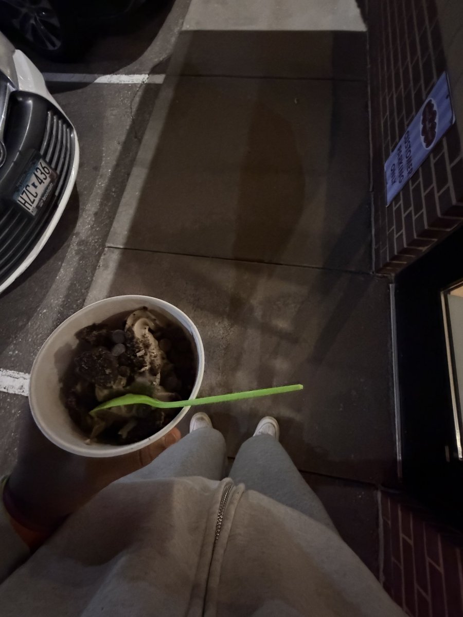 bert1430's tweet photo. fro yo https://t.co/JYpVGZMhTU