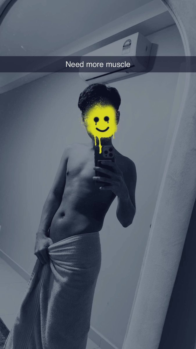 dsarceus's tweet photo. Anyone to train my muscles in bed? https://t.co/YvhNNra5xX