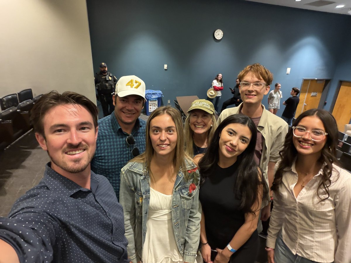 Rileigh Simon tweet media