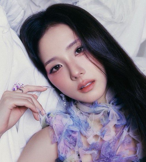 UpdateCharts tweet media