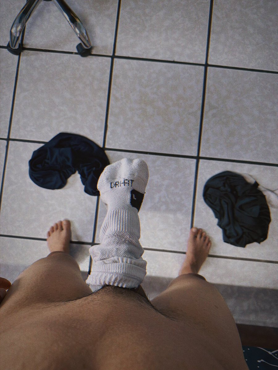 喜白襪 tweet media