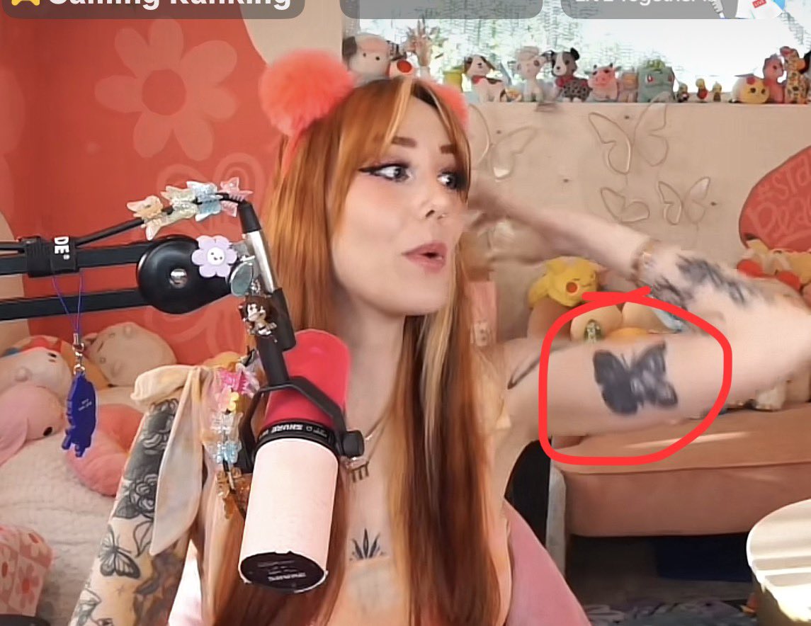 ItsBaileyy tweet media