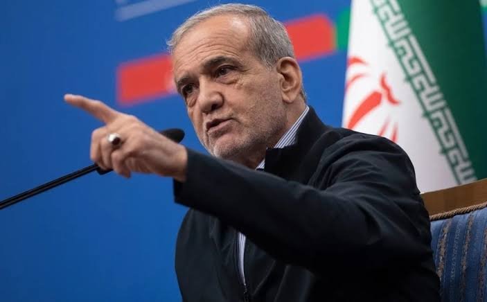 MarkOnce tweet media