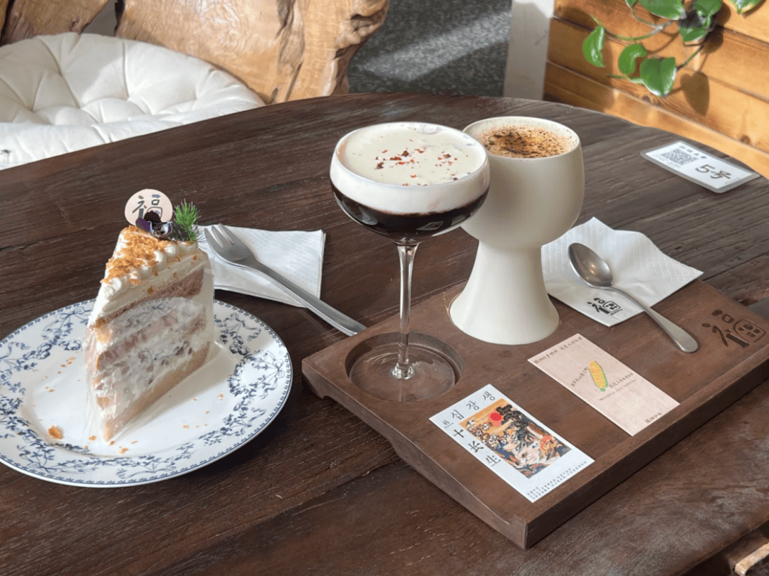 belkhoukh ahlem tweet media