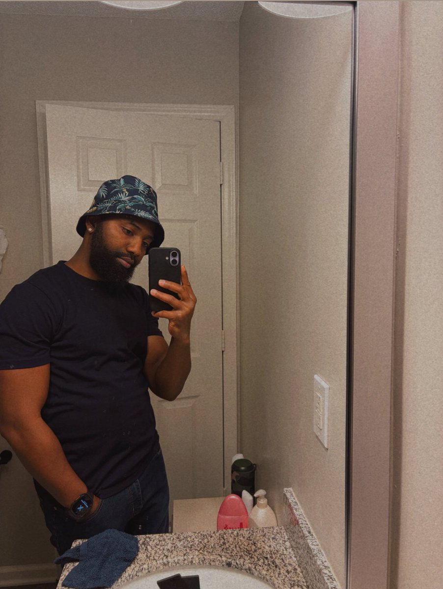 𝔻𝕖𝕩 tweet media