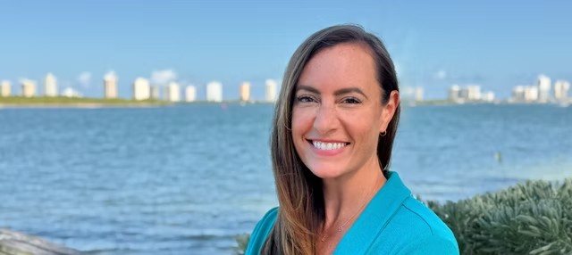 Political Polls tweet media