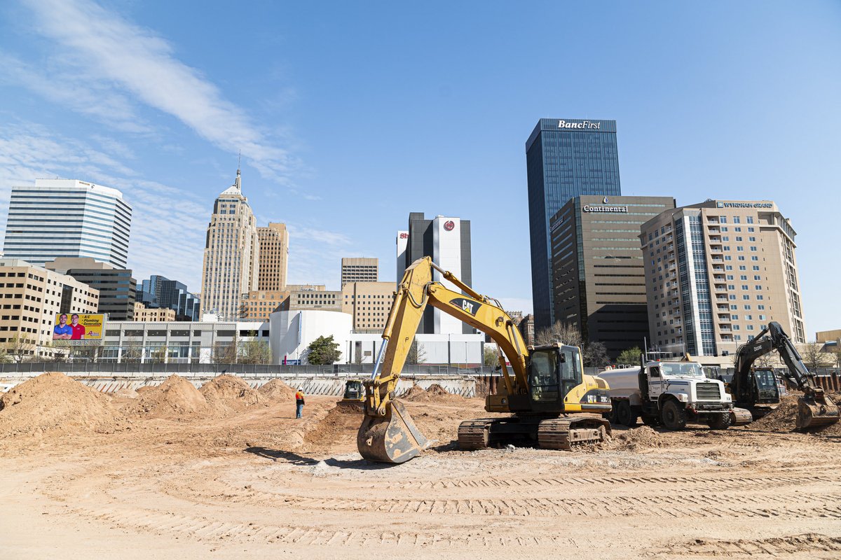 Continental Coliseum tweet media