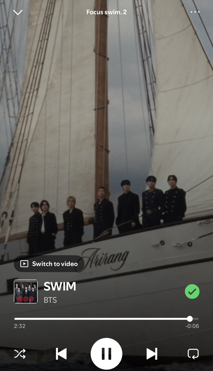 ران 𝑺𝑾𝑰𝑴 tweet media