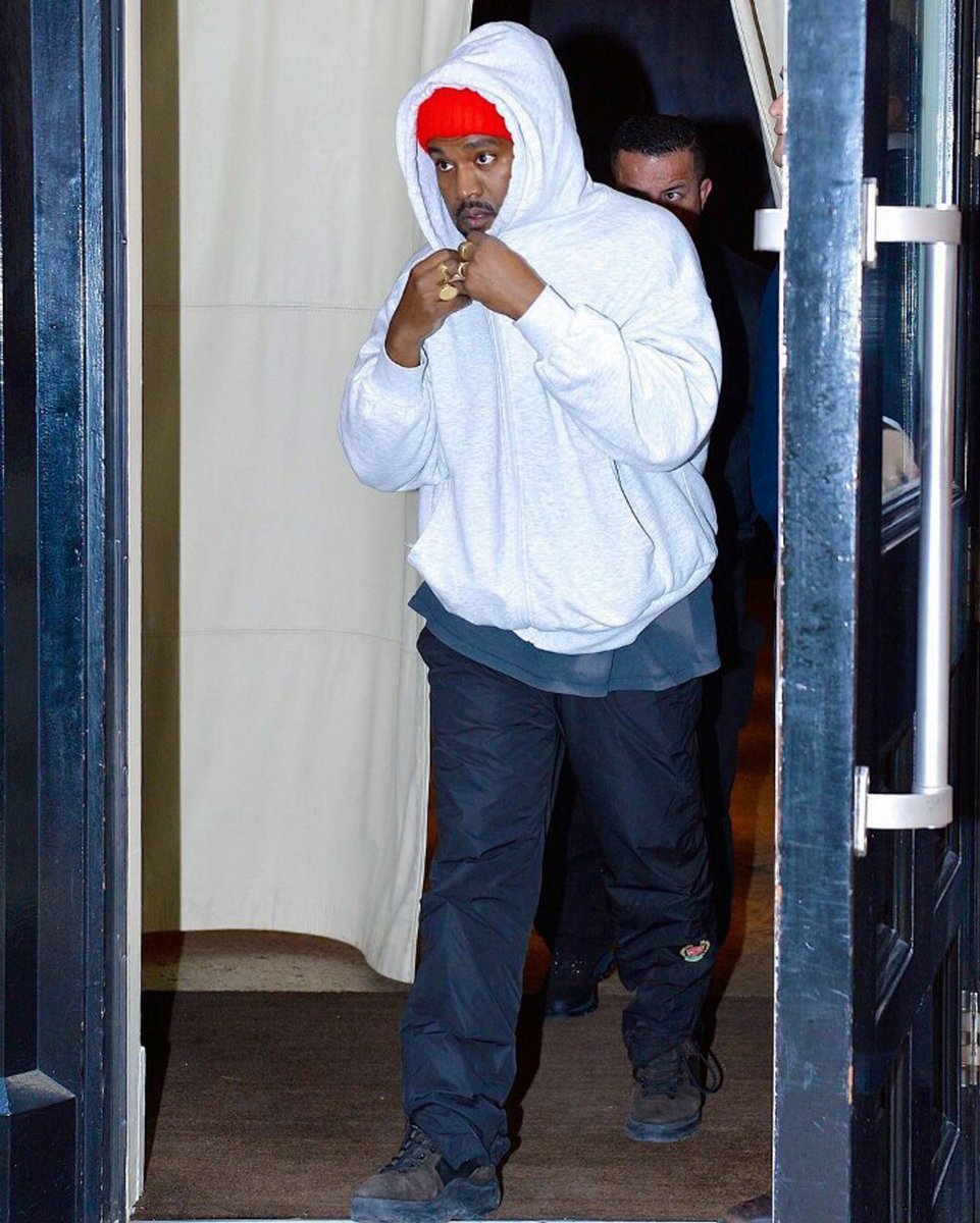 Paris Saint Archives tweet media