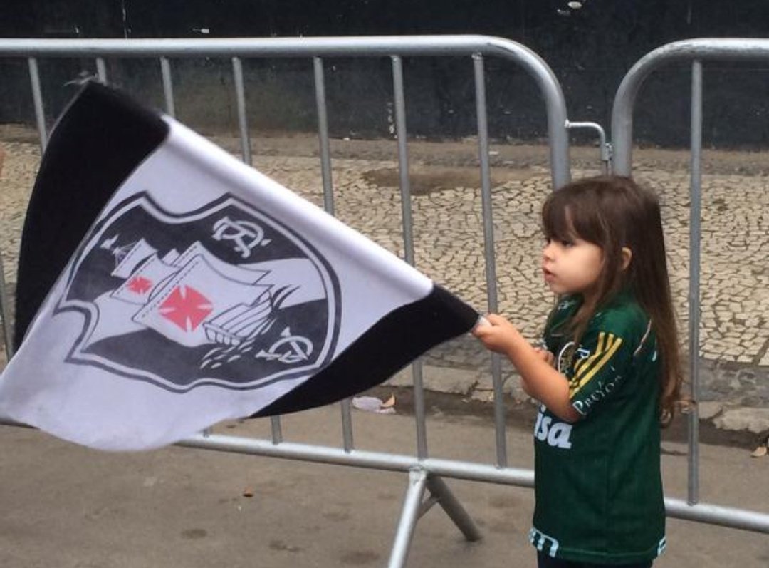 Noite de Copa tweet media