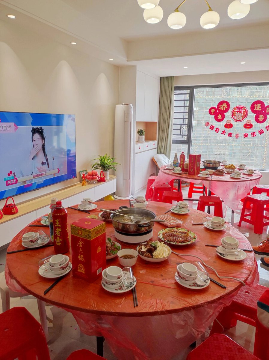 Lightning Bomb tweet media