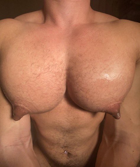 ℝ𝕚𝕔𝕙𝕒𝕣𝕕 𝕋𝕙𝕖 𝕃𝕚𝕠𝕟ℍ𝕖𝕒𝕣𝕥 tweet media