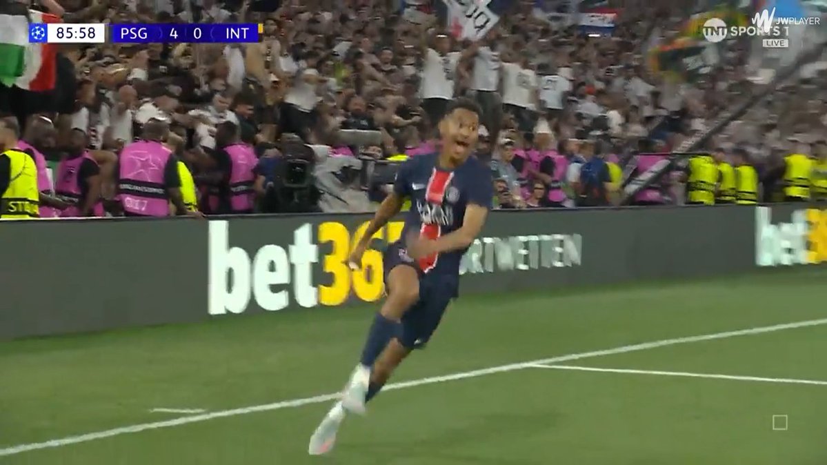 léo 🇵🇹🇲🇦 tweet media