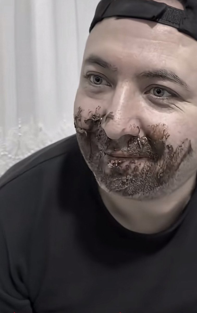 Rapper Lay ☦️ tweet media