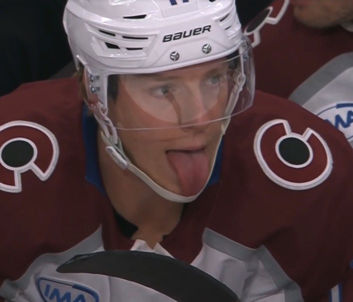 ᴋᴇʟʟʏ tweet media