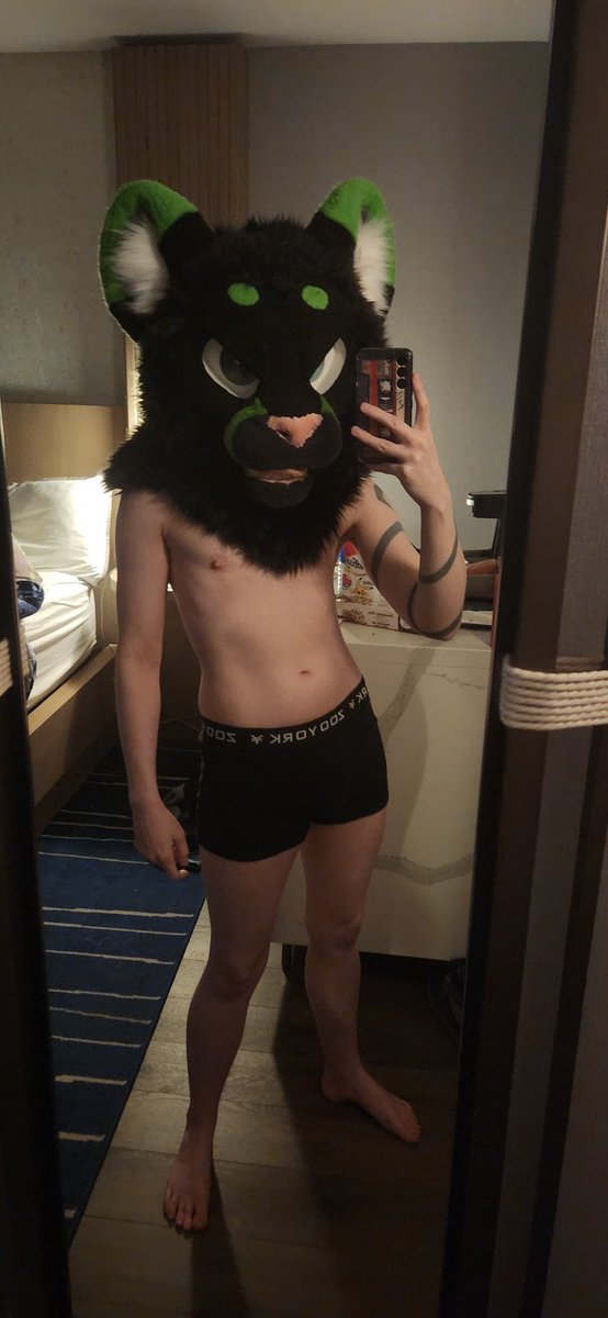 Space_B0y's tweet photo. Got to be twink Time again 🎉 https://t.co/fKIoOYUcoH