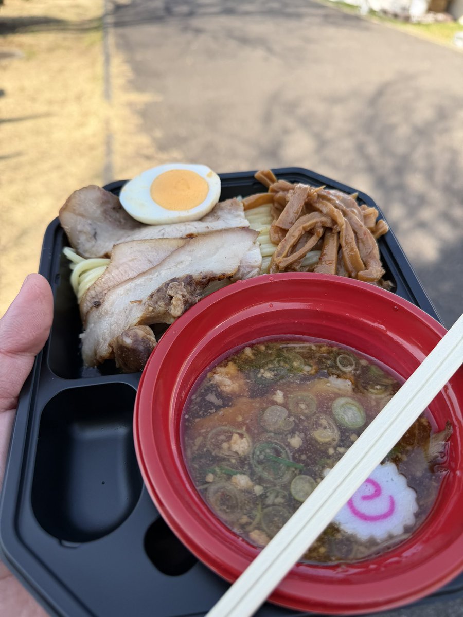 HI-MOUNT J tweet media