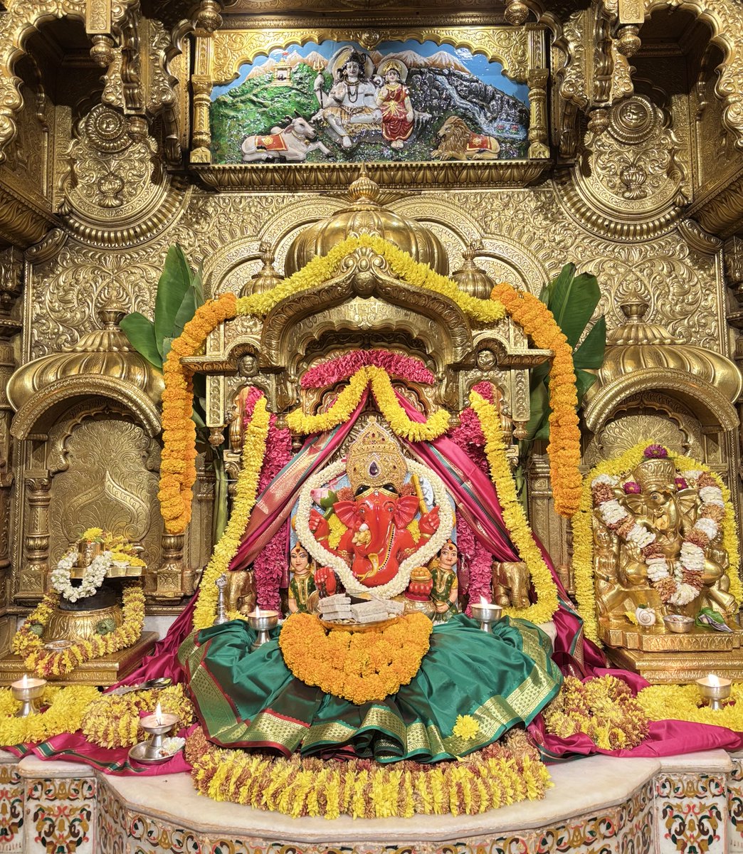 Shri Siddhivinayak Temple tweet media