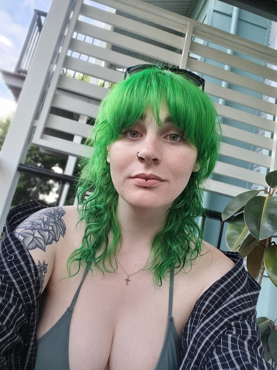 thereisnobeth tweet media