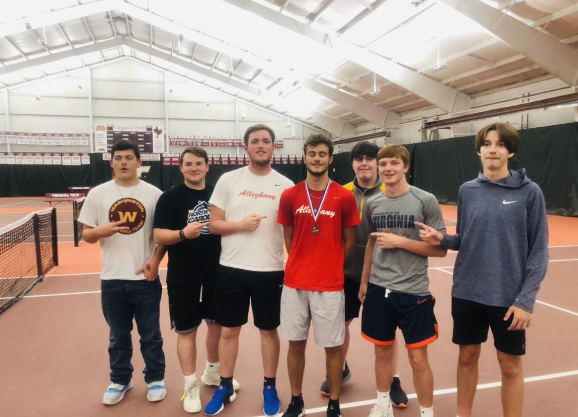 NicelyCoree's tweet photo. @boystenniscoach I think I’d like to start a thread of great memories while being part of your tennis teams. https://t.co/DzEbetVATu