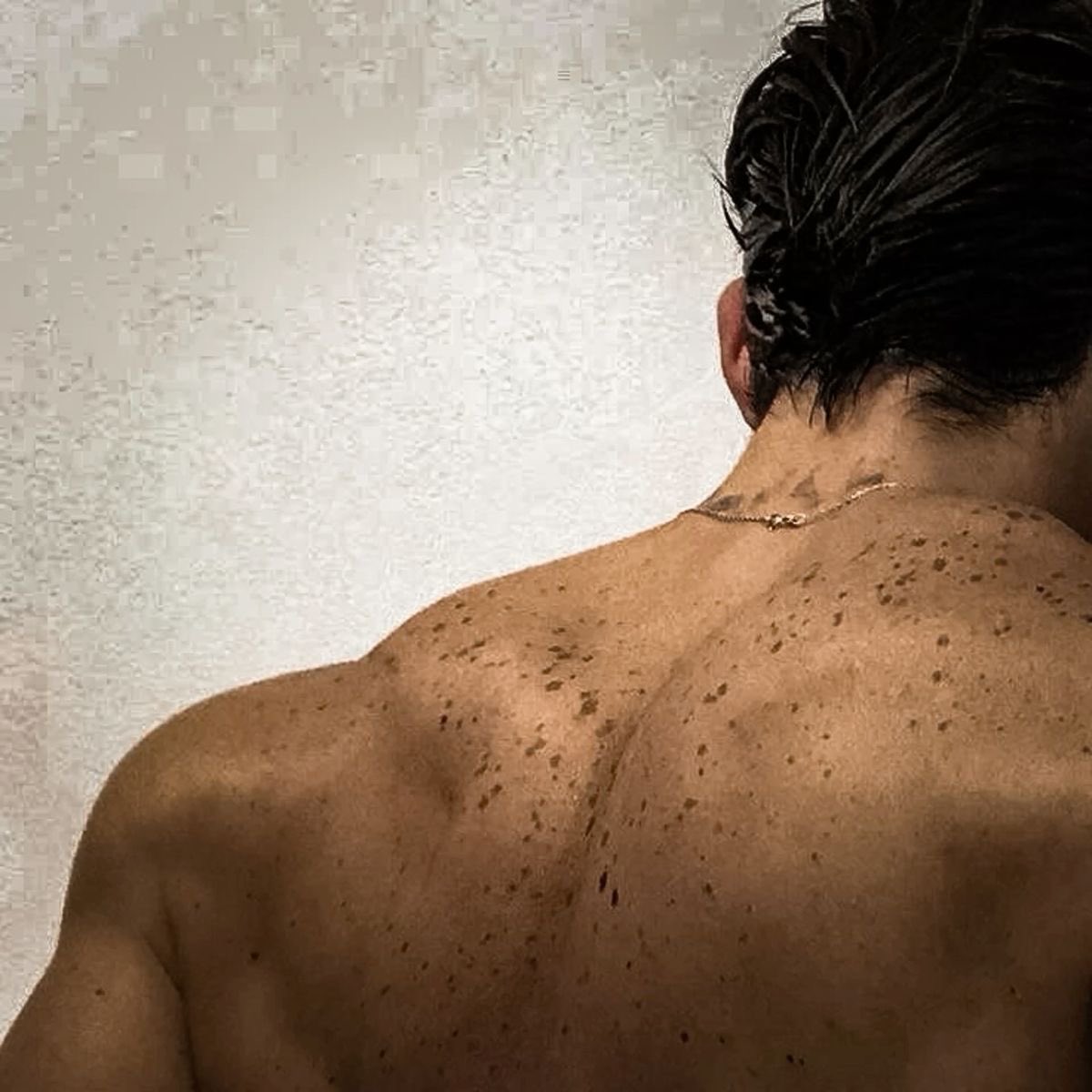 𝐀𝐑𝐄𝐒 tweet media